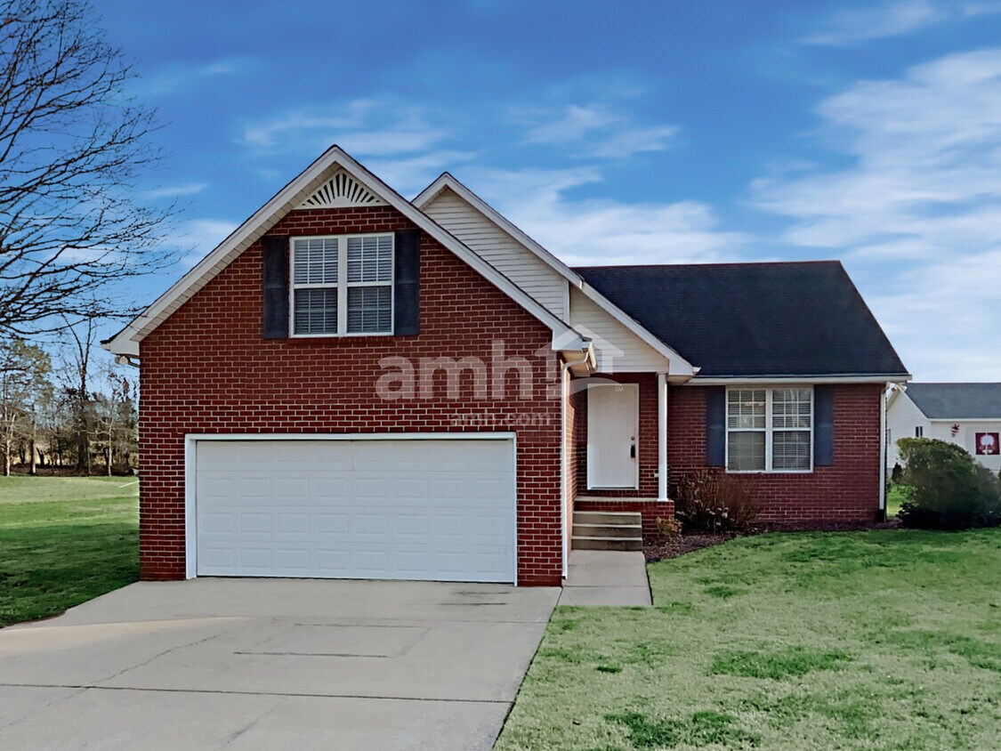 Foto principal - 322 Karlee Drive
