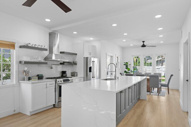 Foto del edificio - 419 30th St