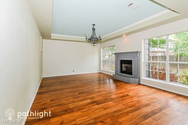 Foto del edificio - 4 br, 2.5 bath House - 4604 W Quincy Street
