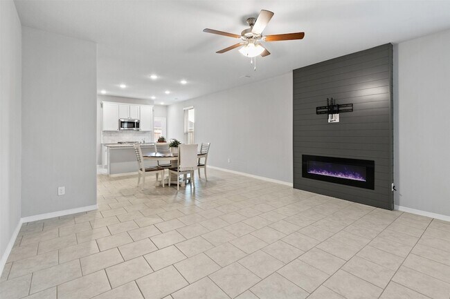 Foto del edificio - 31411 Horseshoe Meadow Bend Ln