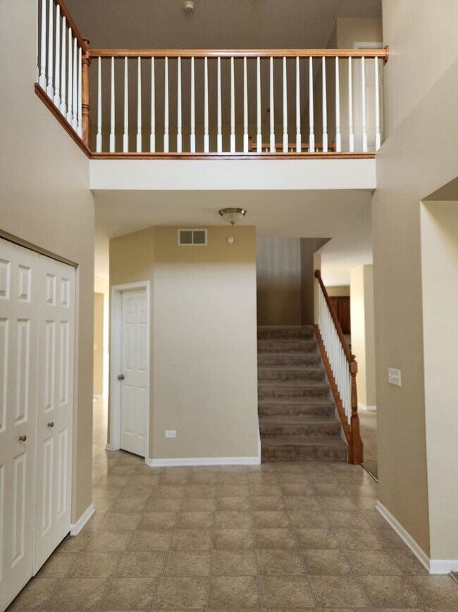 Foto del edificio - 8100 Shady Oak Rd