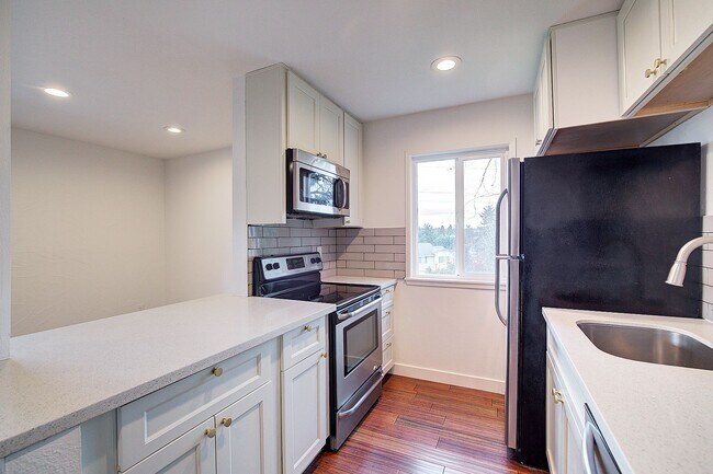 Building Photo - 2bd/1ba Kirkland Condo