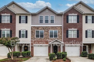 Building Photo - 39 Ackland Dr