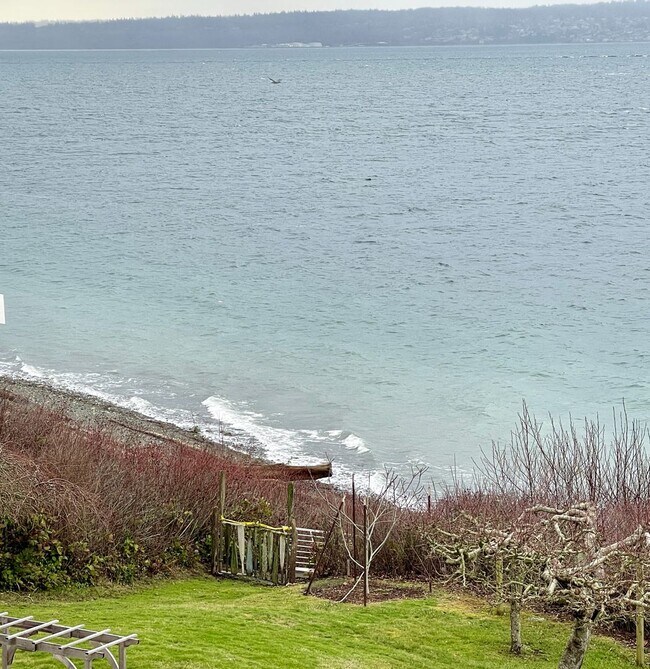 Foto del edificio - Stunning one bedroom cottage now available