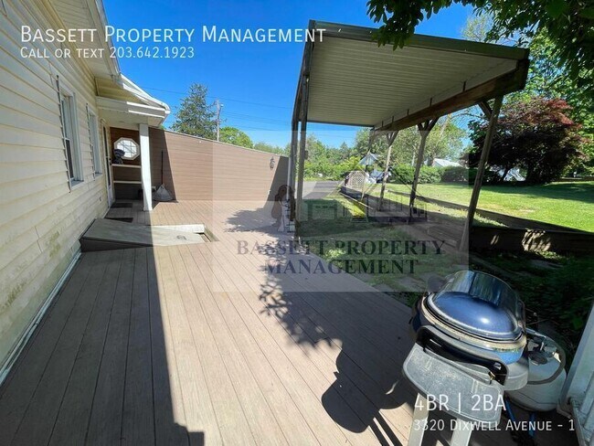 Foto del edificio - 3320 Dixwell Ave