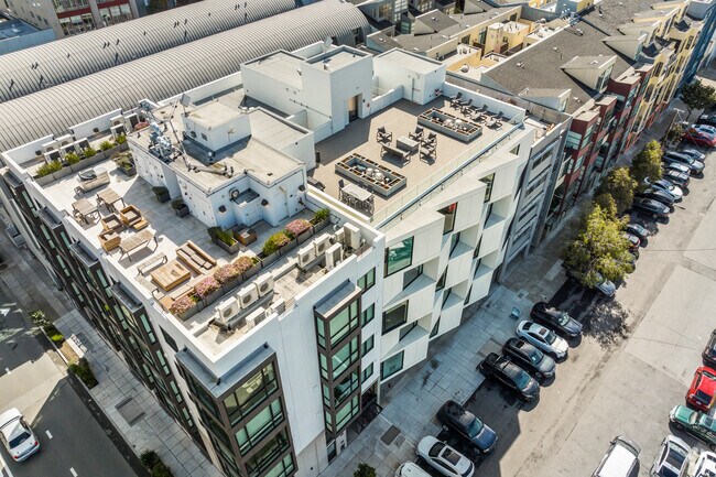 Exterior alternativo - 603 Tennessee St