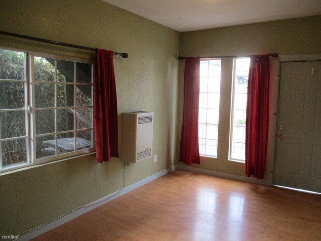 Building Photo - 1817 Marin Way