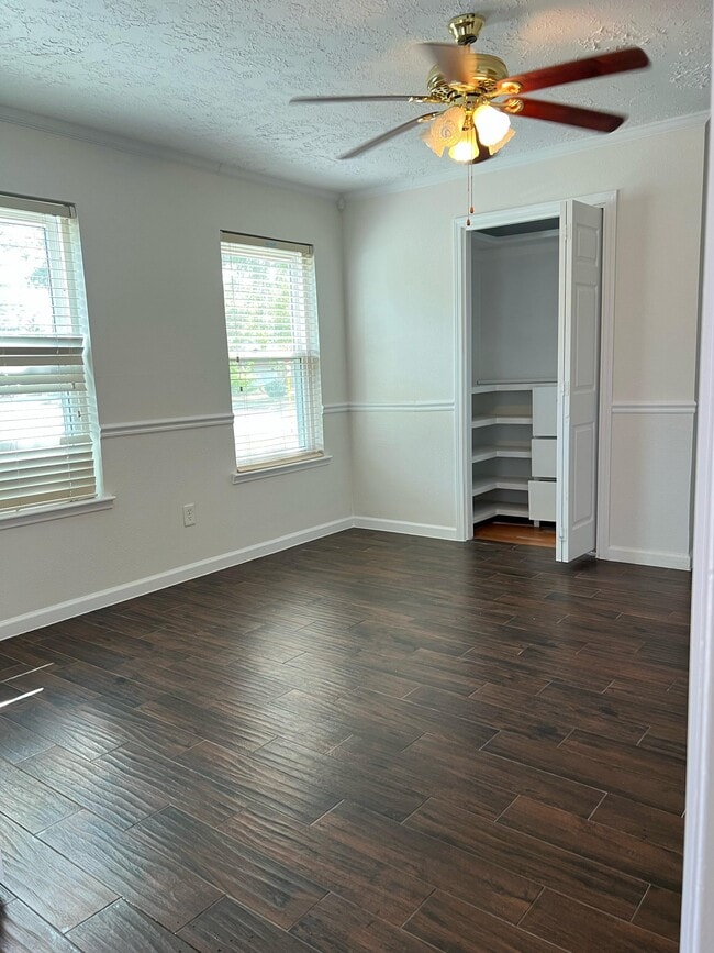 Building Photo - 9722 Galston Ln