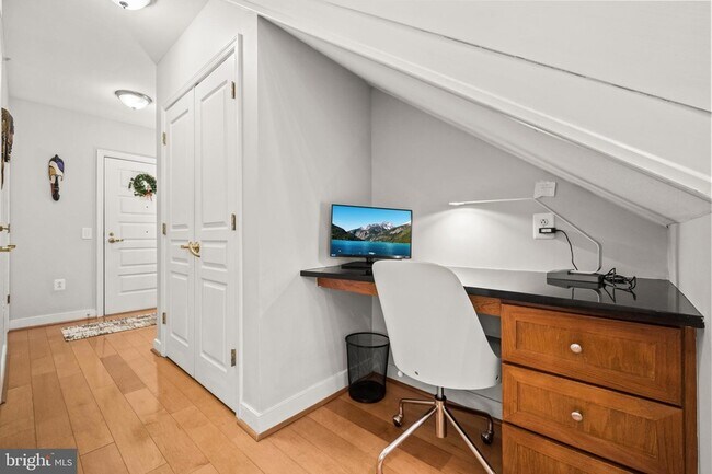 Foto del edificio - 631 D St NW