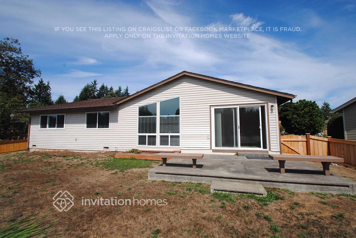 Building Photo - 4243 SW 323rd St