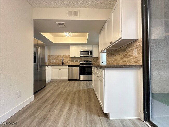 Building Photo - 2608 Matogroso Ln