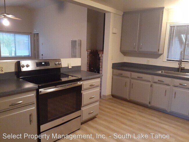 Building Photo - 3 br, 2 bath House - 909 Secret Harbor Dr