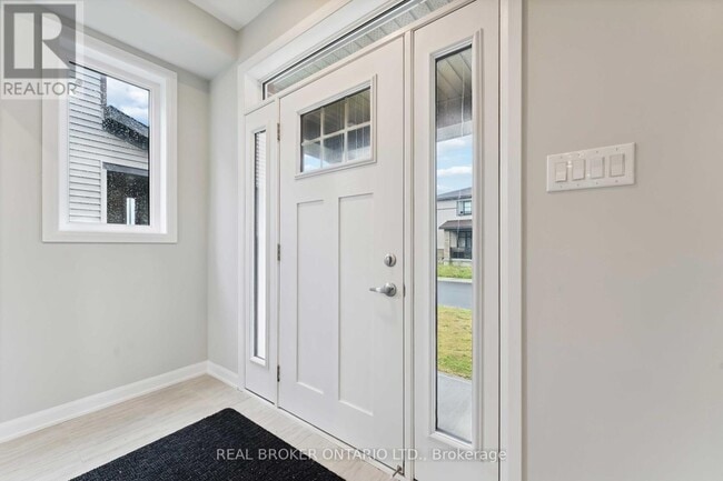 Building Photo - 242 Tullaghan Hts