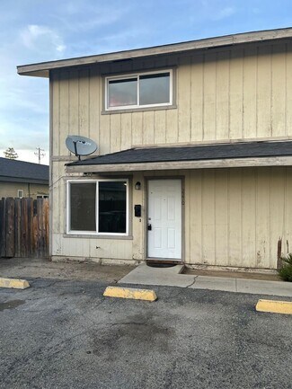 Building Photo - 2270 Blossom St