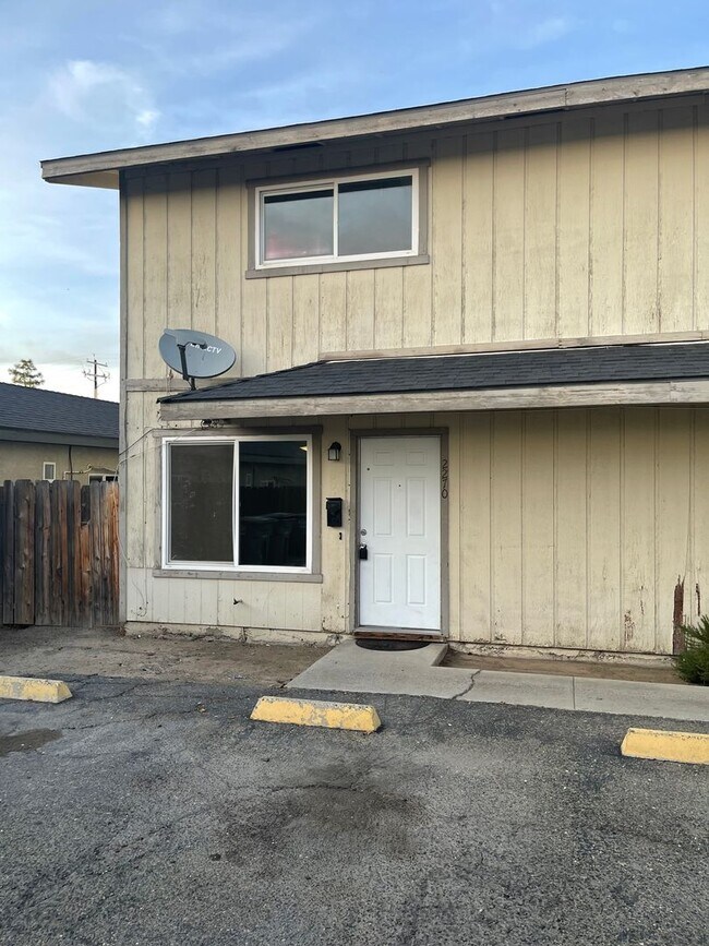 Foto del edificio - 2270 Blossom St