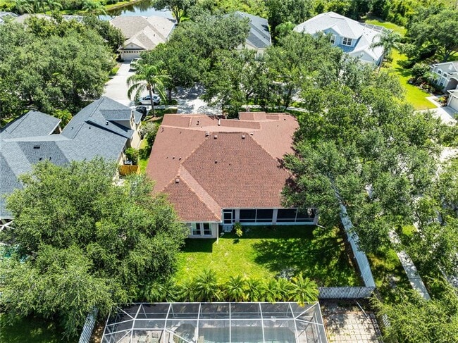 Foto del edificio - 18108 Sugar Brooke Dr