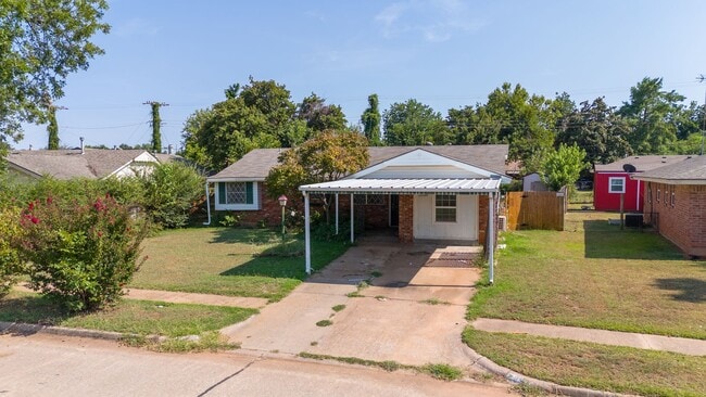 Building Photo - Stylish 4-Bedroom Home with Fresh Updates ...
