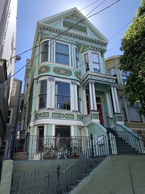 Primary Photo - 1405 McAllister St