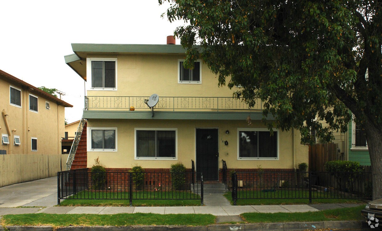 Building Photo - 149 Sutter St