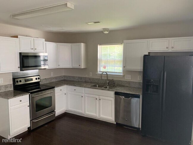 Building Photo - 4 br, 2 bath House - 228 Pangle Dr 1 Unit 1