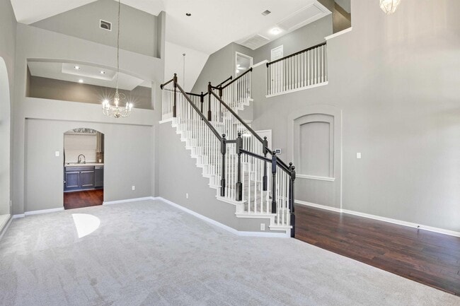 Building Photo - 910 Champions Point Dr