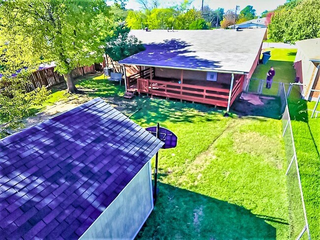 Foto del edificio - 2515 N Shannon St