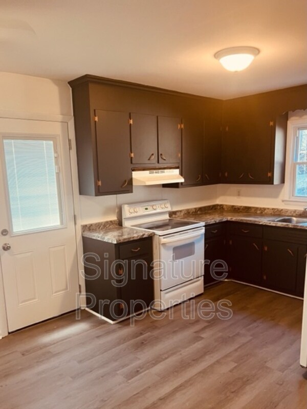 Building Photo - 14 Wheelhouse Ct