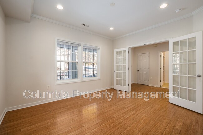 Foto del edificio - 2421 Franklin St NE