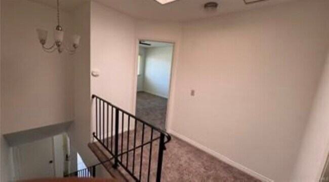 Foto del edificio - 1107 W Francis St