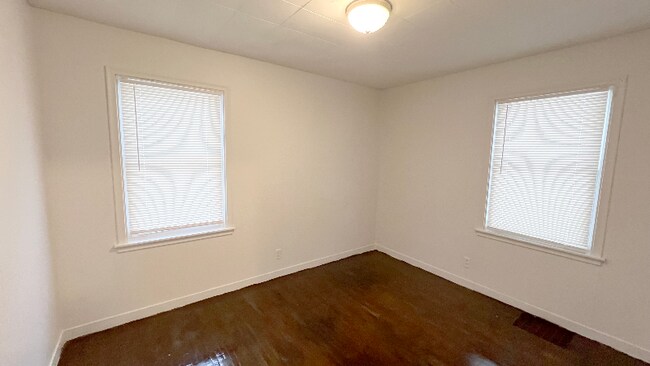 Foto del edificio - 2215 45th Ave NE