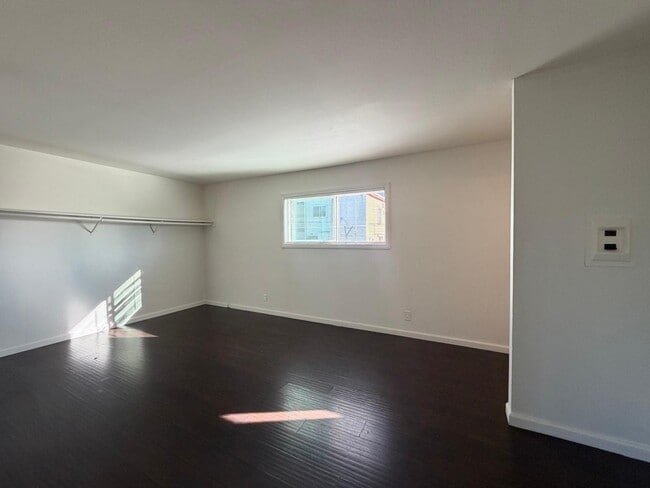 Photo - 3232 14th Ave Apartment