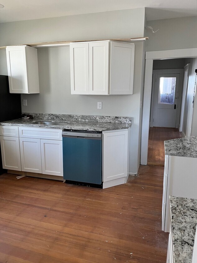 Foto principal - 324 Cornell St