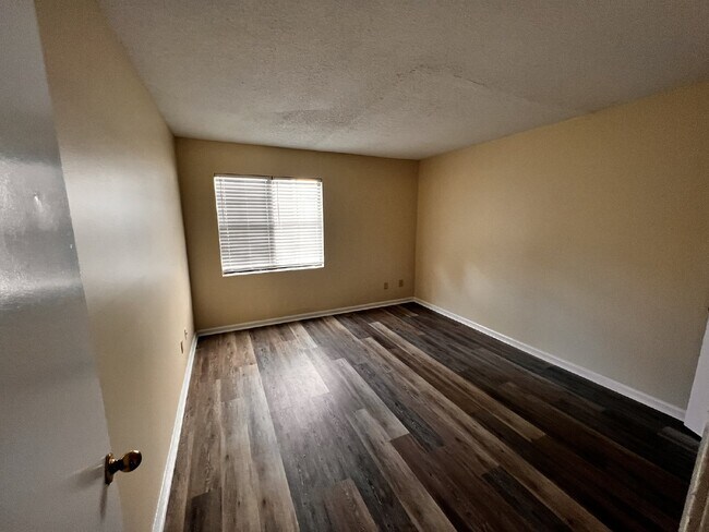 Foto del edificio - Apartment for Rent