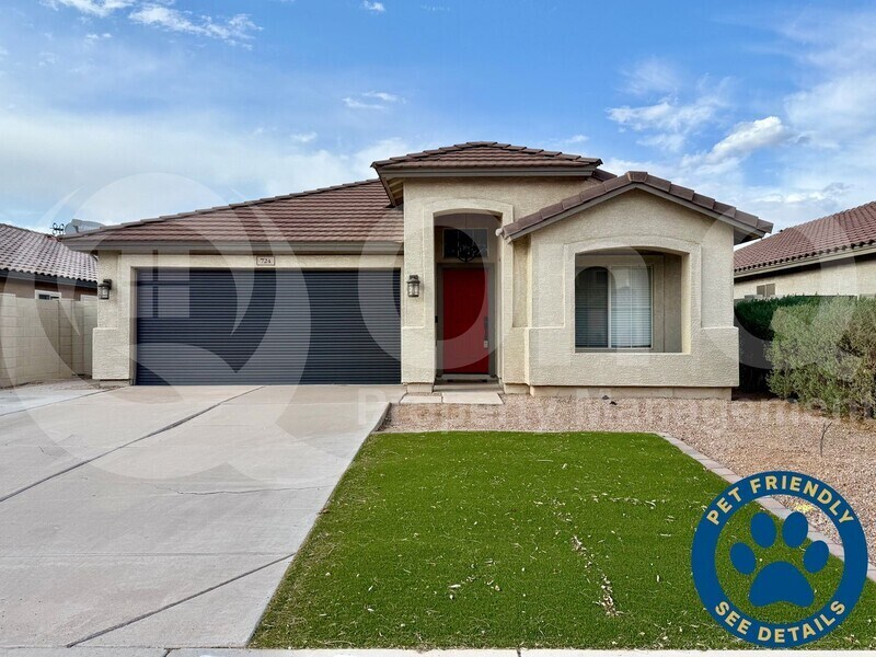 Primary Photo - 724 E Redondo Dr