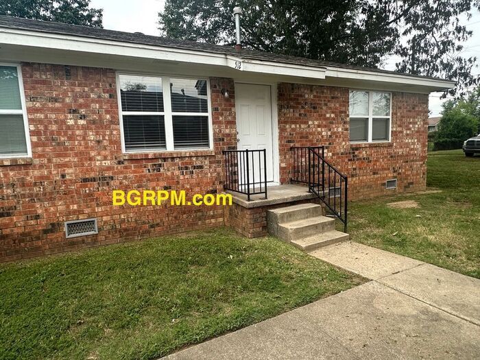 Primary Photo - 2 BD, 1 BA, Duplex in Jacksonville