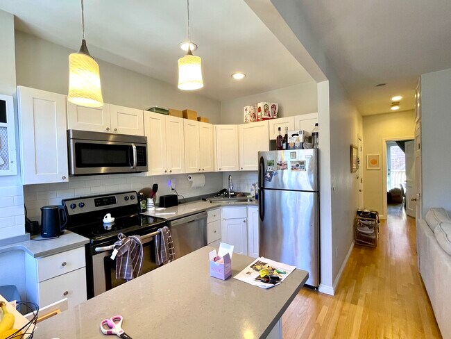 Foto del edificio - 33 Hanson St