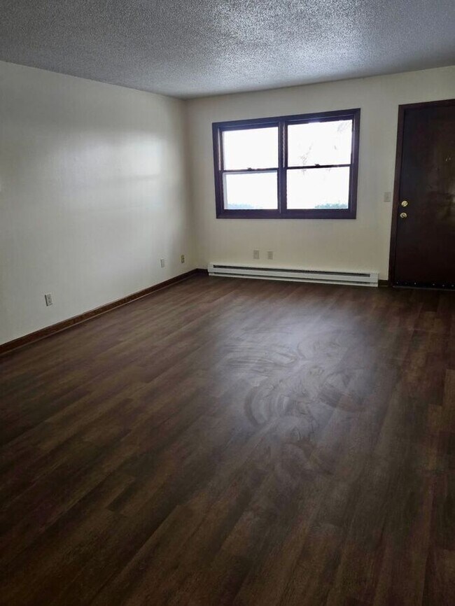 Foto del edificio - 2 bedroom duplex in St Joseph