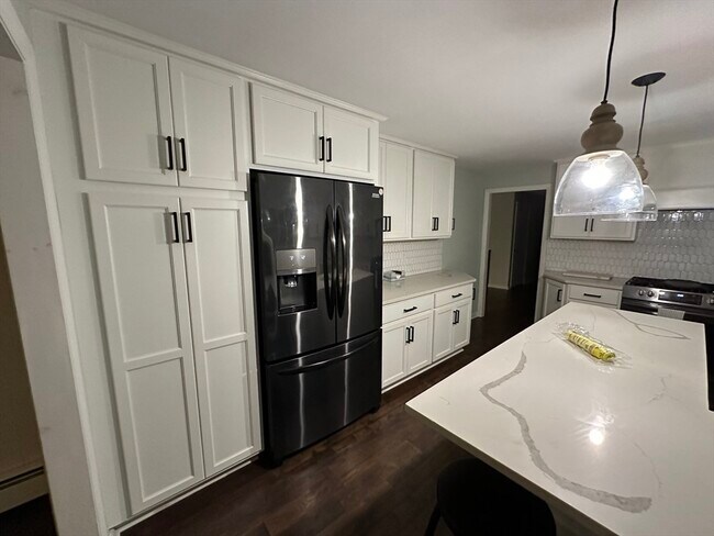 Foto del edificio - 65 Lynnwood Ln