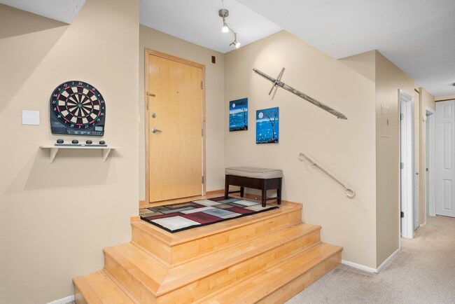 Building Photo - 4860 Park Commons Dr