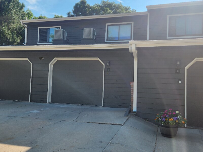 Foto principal - 11530 W 70th Pl
