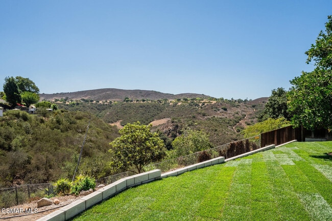 Building Photo - 2668 Valencia Cir