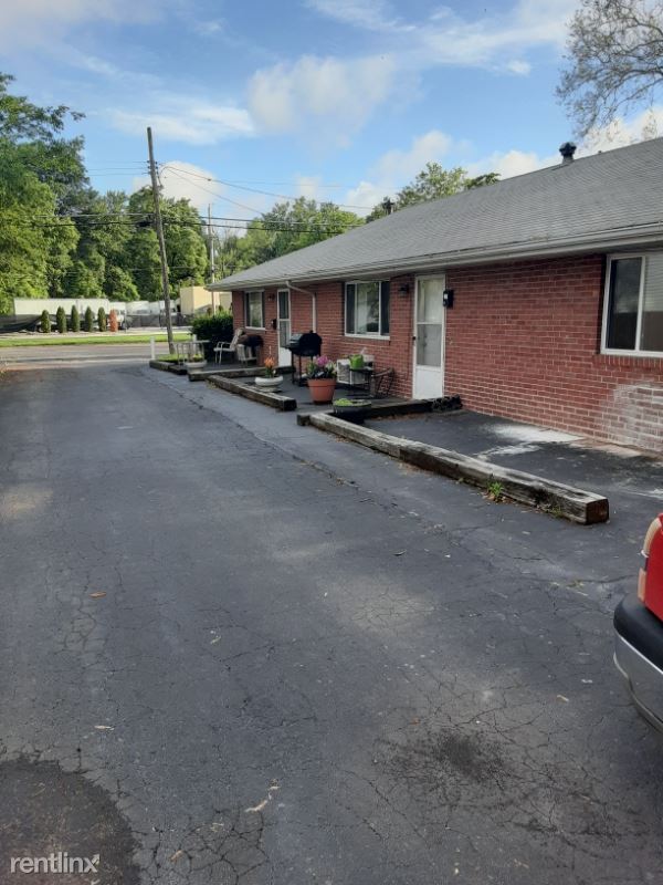 Primary Photo - 9615 Midland Blvd