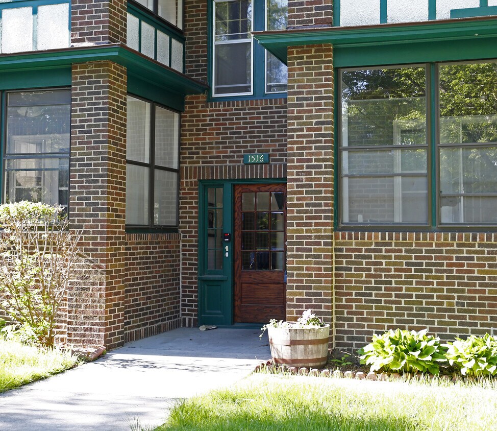 Building Photo - 1516 Ashland Ave