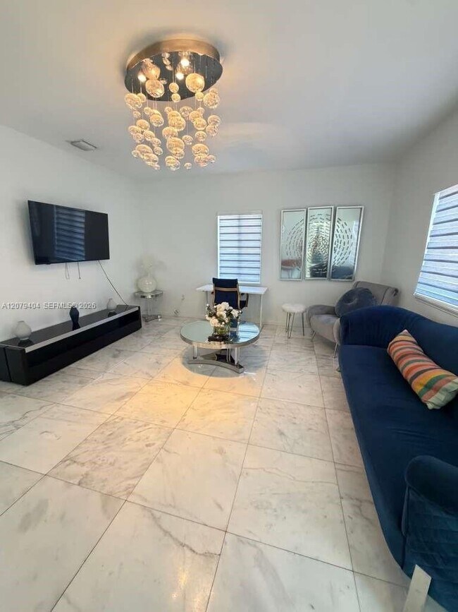 Foto del edificio - 8880 SW 25th St