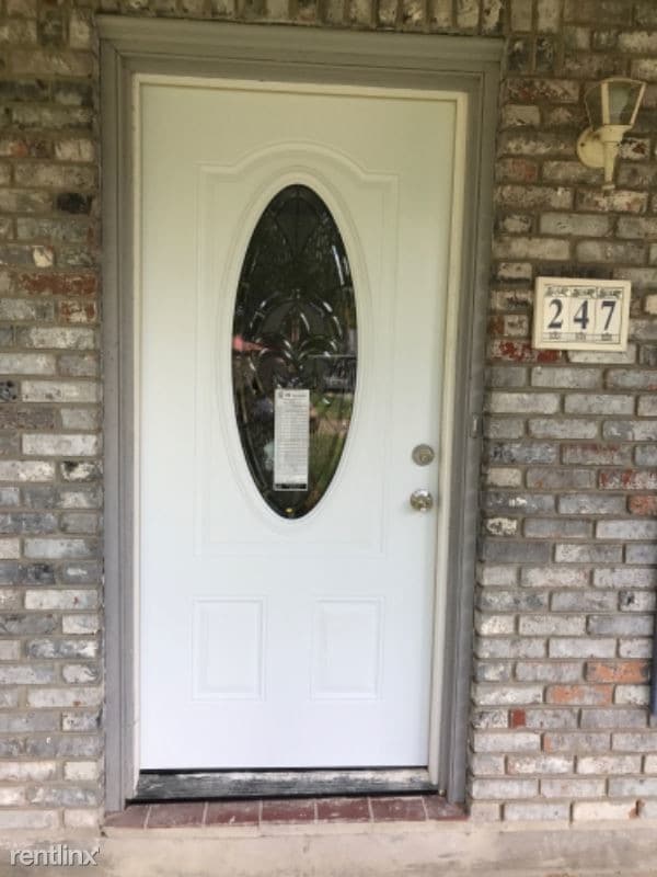 Primary Photo - 4 br, 1.5 bath House - 247 Bonnie Dr