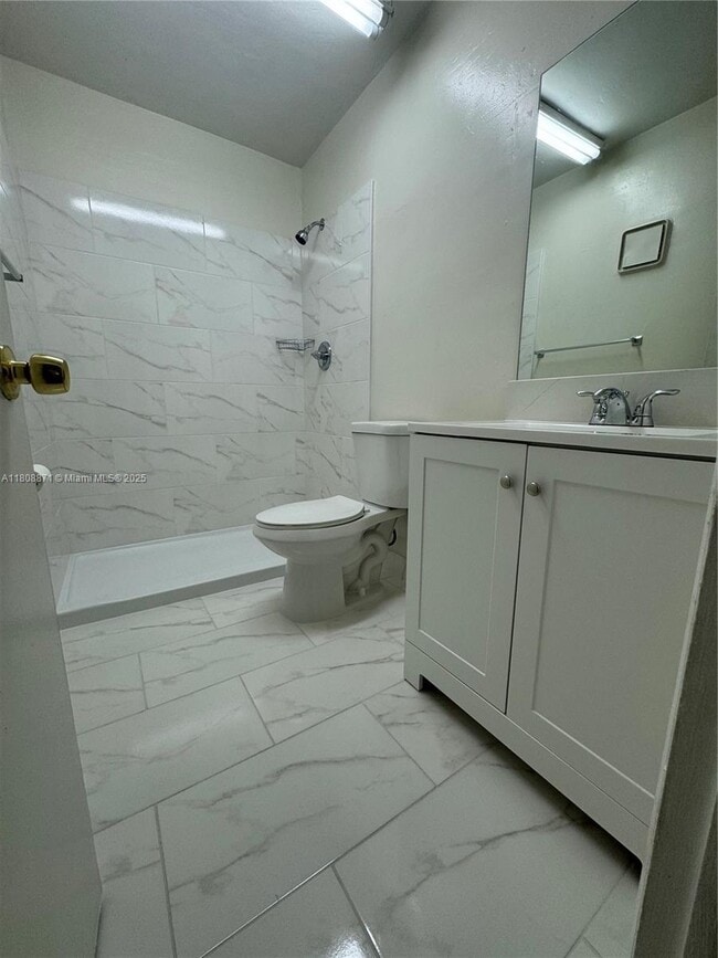 Building Photo - 11018 SW 123rd Ct