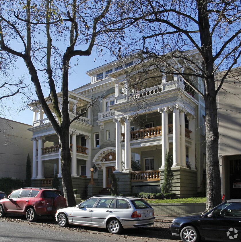 Foto del edificio - Adeline Apartments
