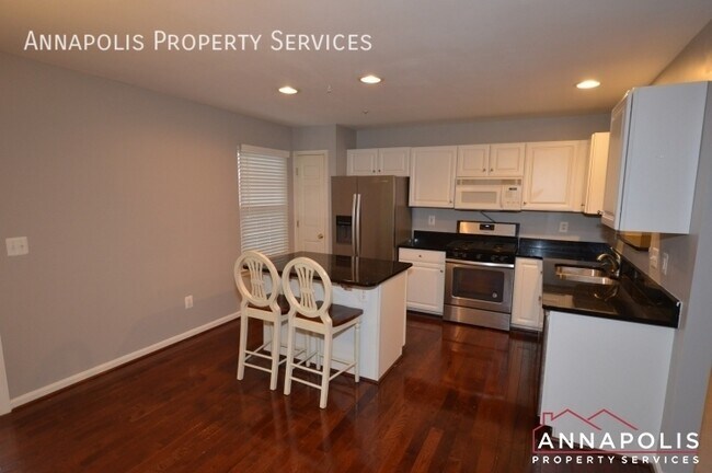 Foto del edificio - 546 Francis Nicholson Way