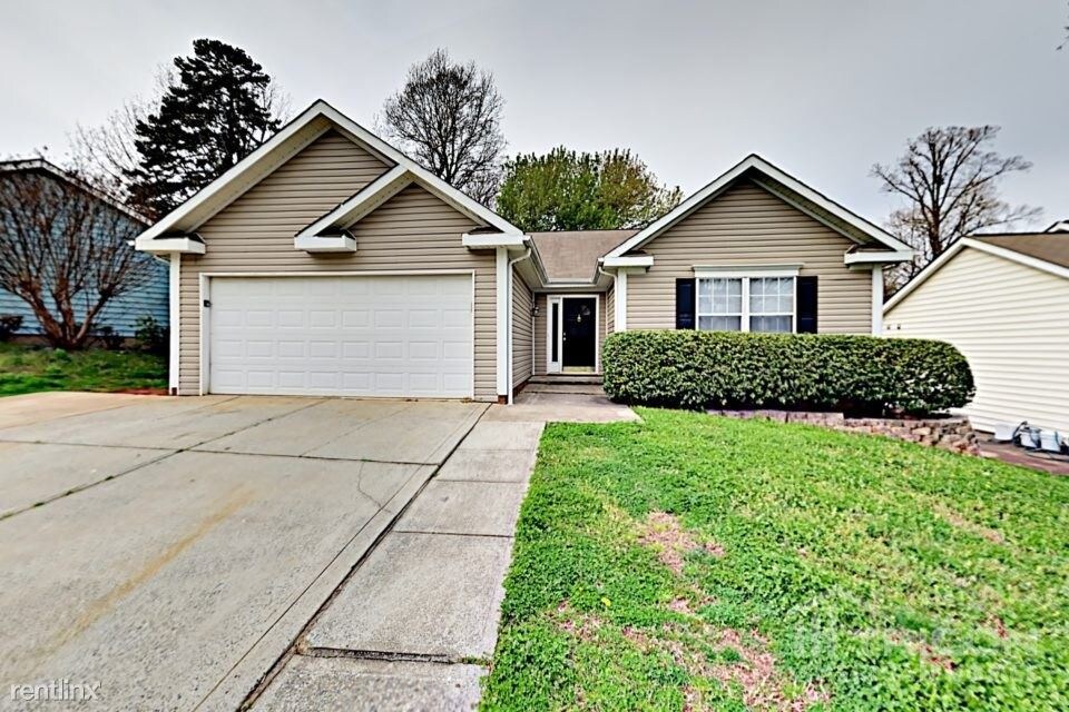 Foto principal - 9617 Kenneth Glenn Dr