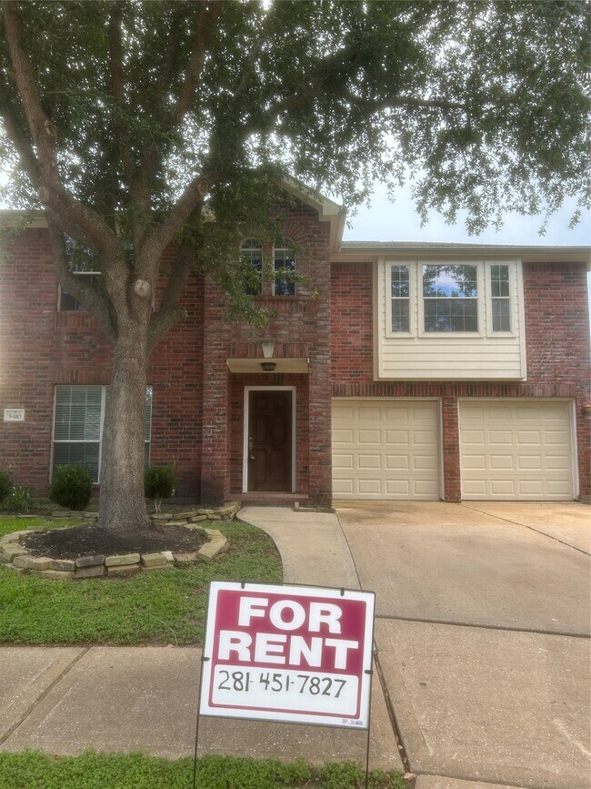 Foto del edificio - 5410 Spring Oak Dr